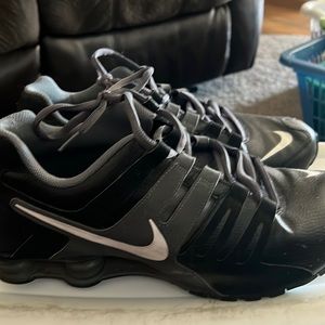 Nike Shox size 12
